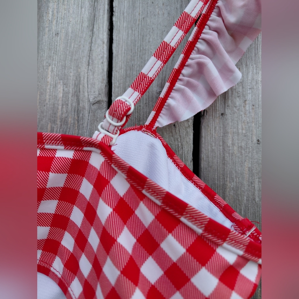 Strawberry Shortcake Ruffled Underwire Cropped Gi… - image 4